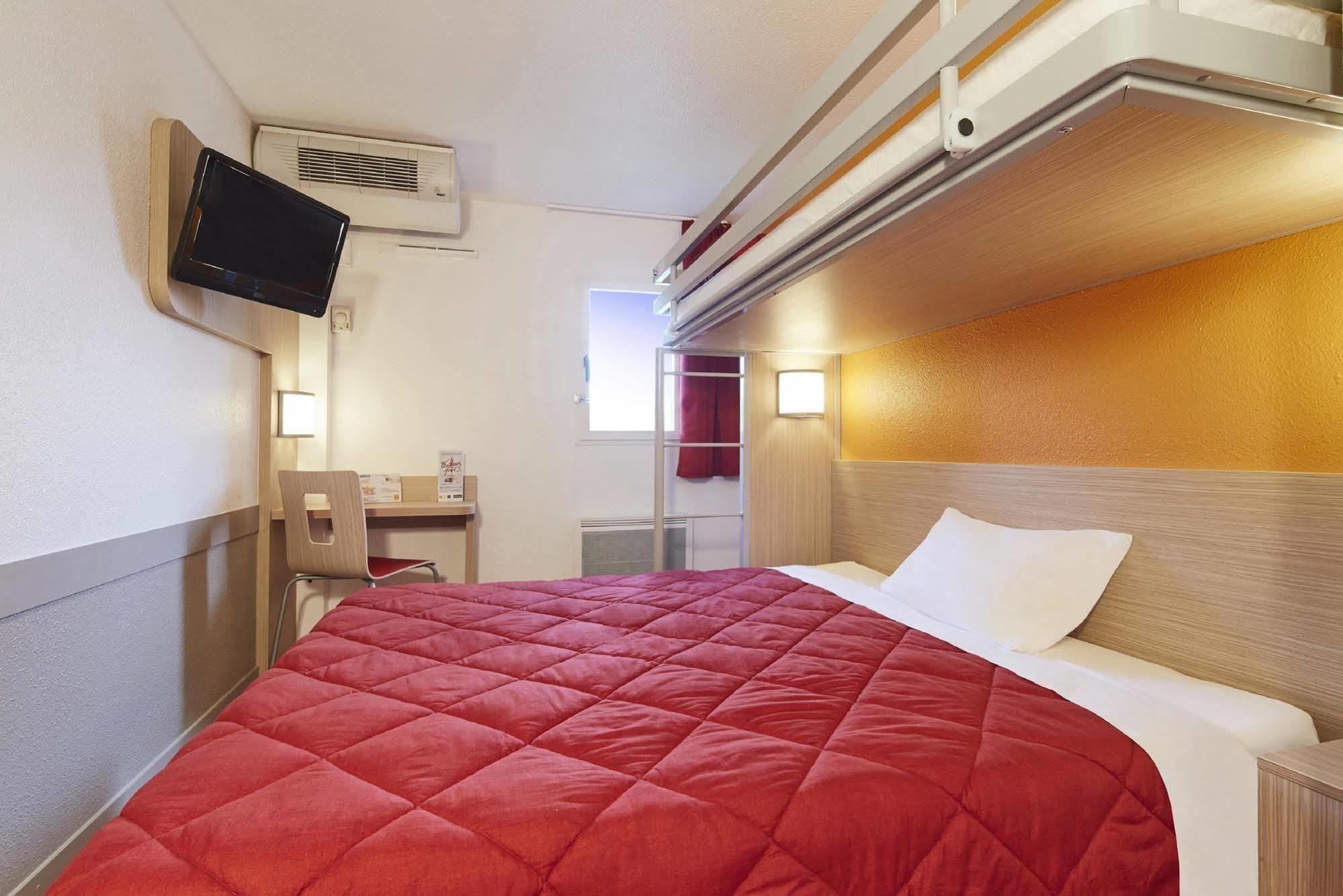 Kyriad Direct Annemasse - Genève 3*